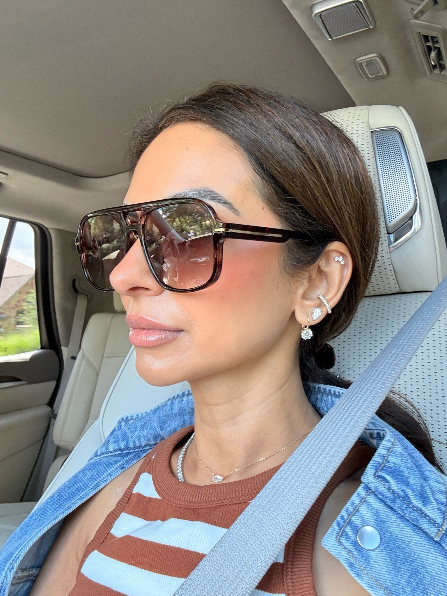 These drop earrings are so stunning! 20% off with code TAKE20
Also linked my bra free tank (Amazon find!) and Amazon sunglasses

#LTKgrwm #LTKootd #LTKPetite