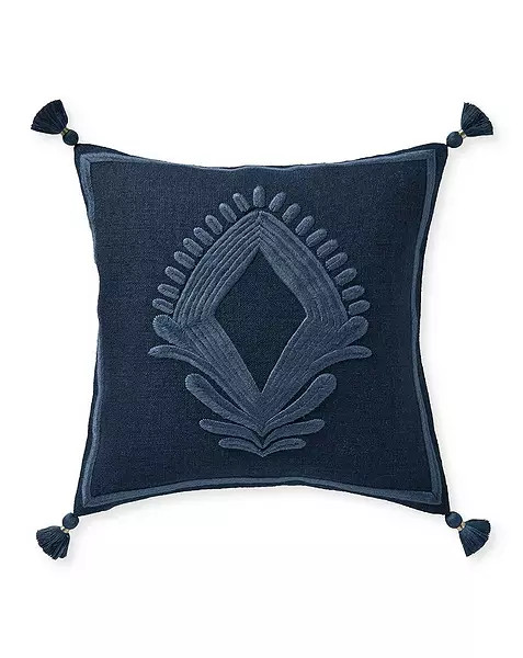 Isla Guest Towels (Set of 2) | Serena and Lily