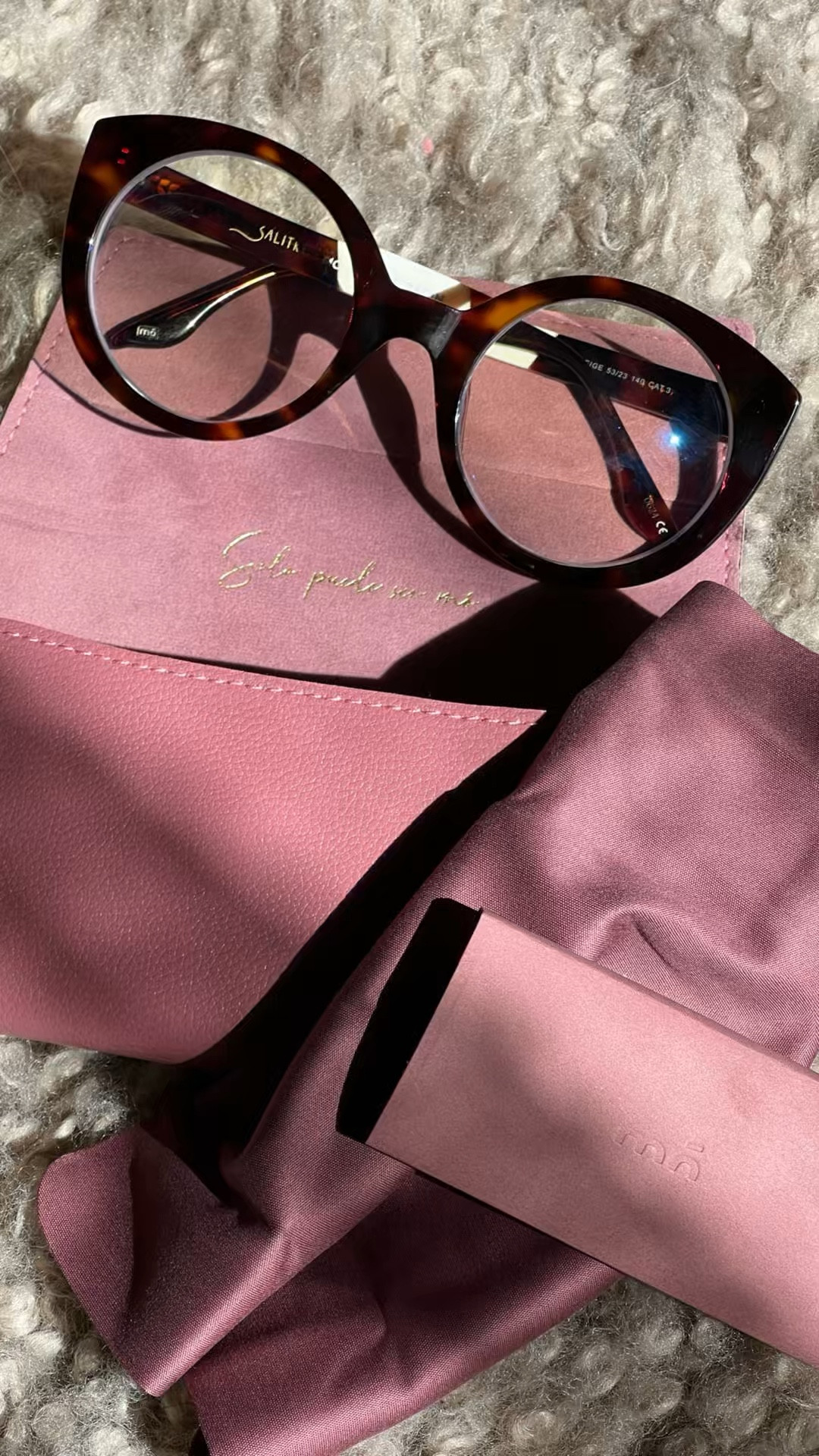 Tagged some similar frames 🤍👓

#glasses #lensframes #prescriptionglasses #optics #glassesstyle

#LTKStyleTip