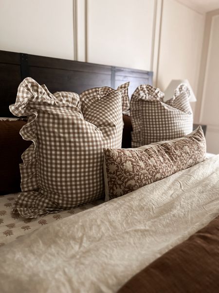 Master Bedroom Pillows



#LTKHome