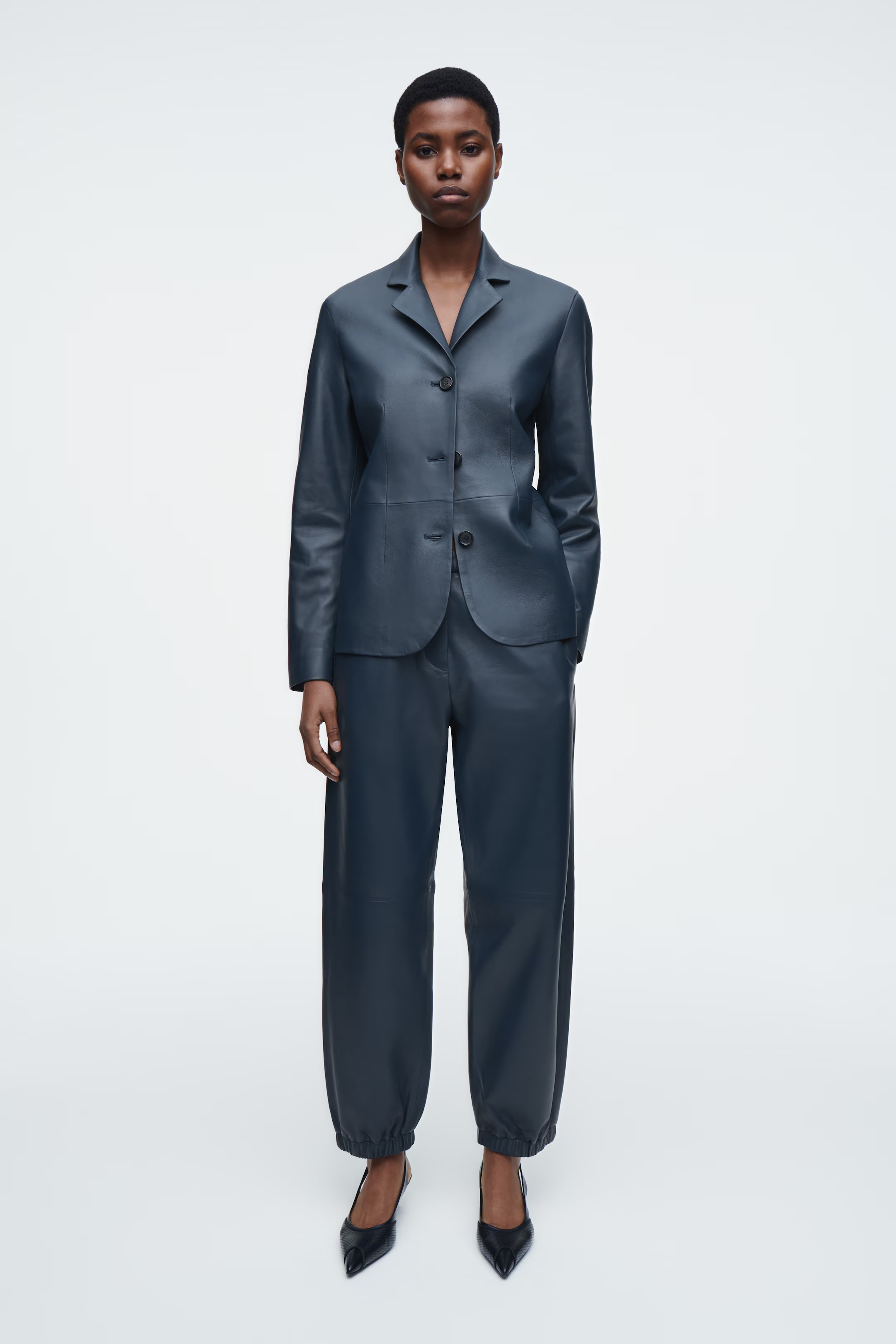 JOGGER A GAMBA DRITTA IN PELLE | H&M (FR, IT, ES, PT, BE)