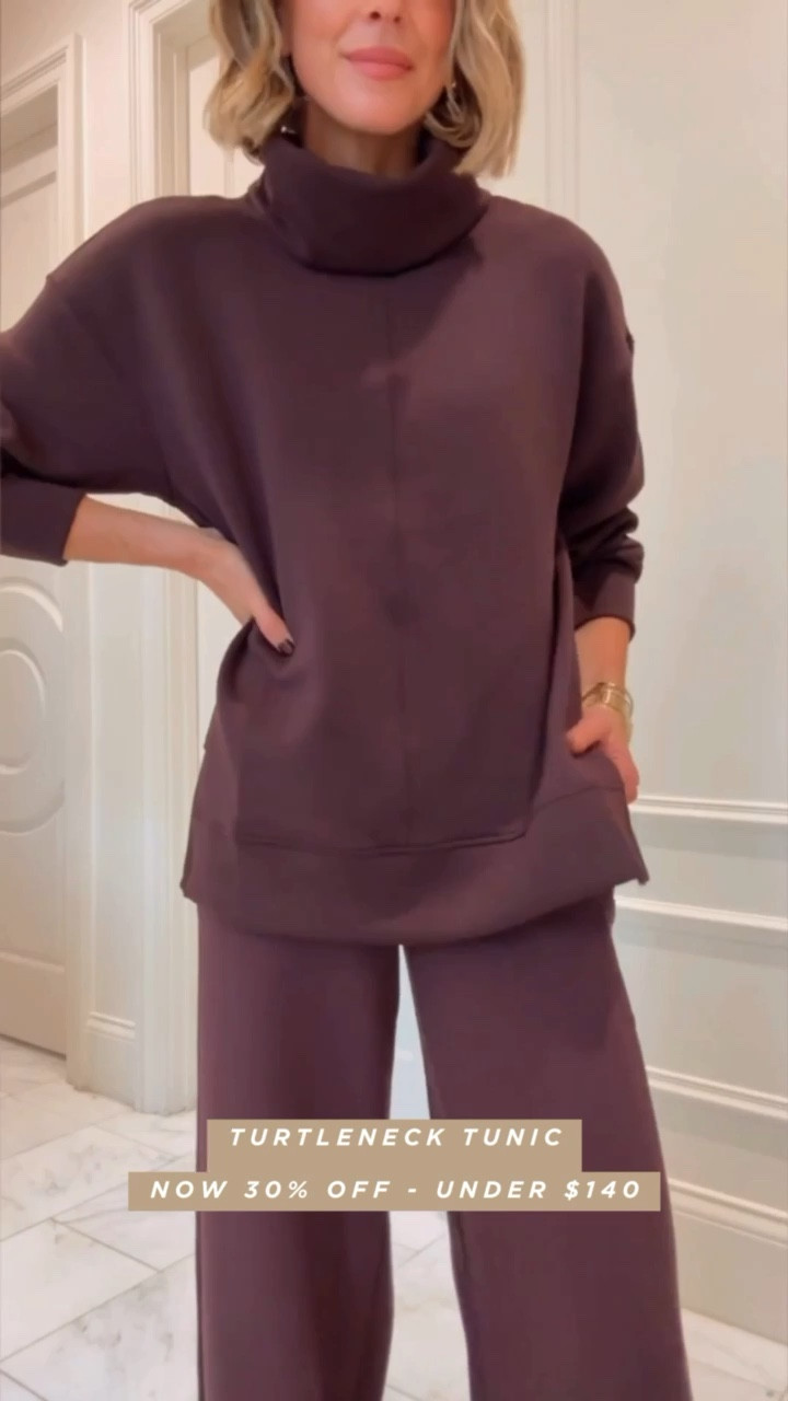 Spanx cyber deals are live! Some of my favorites linked here @spanx #spanxpartner#LTKCyberWeek 

#LTKHoliday #LTKGiftGuide