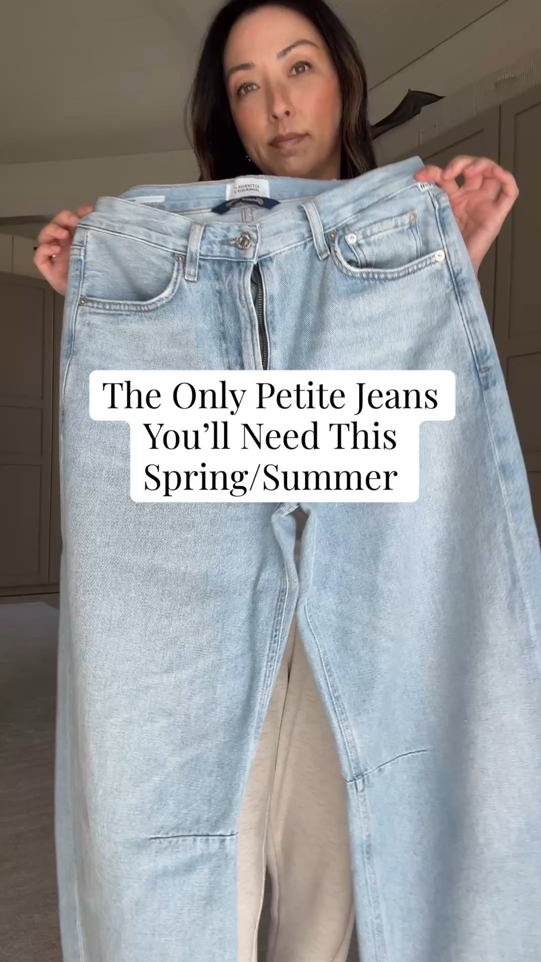 The best petite barrels!!!! This specific wash is so soft  - like sweatpants. 

Agolde barrels petite 24. Wearing my smaller size. Size down
Everlane tee medium
J.crew cashmere tee medium
Reformation flats 5
Polo Ralph Lauren hat
The Row tote - small
Dorsey James necklace 15”
Electric Picks earrings

#LTKgrwm #LTKmomlife #LTKPetite