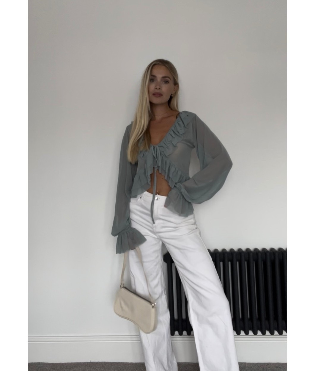 Gorgeous H&M blousee

#LTKuk #LTKdatenight #LTKautumn