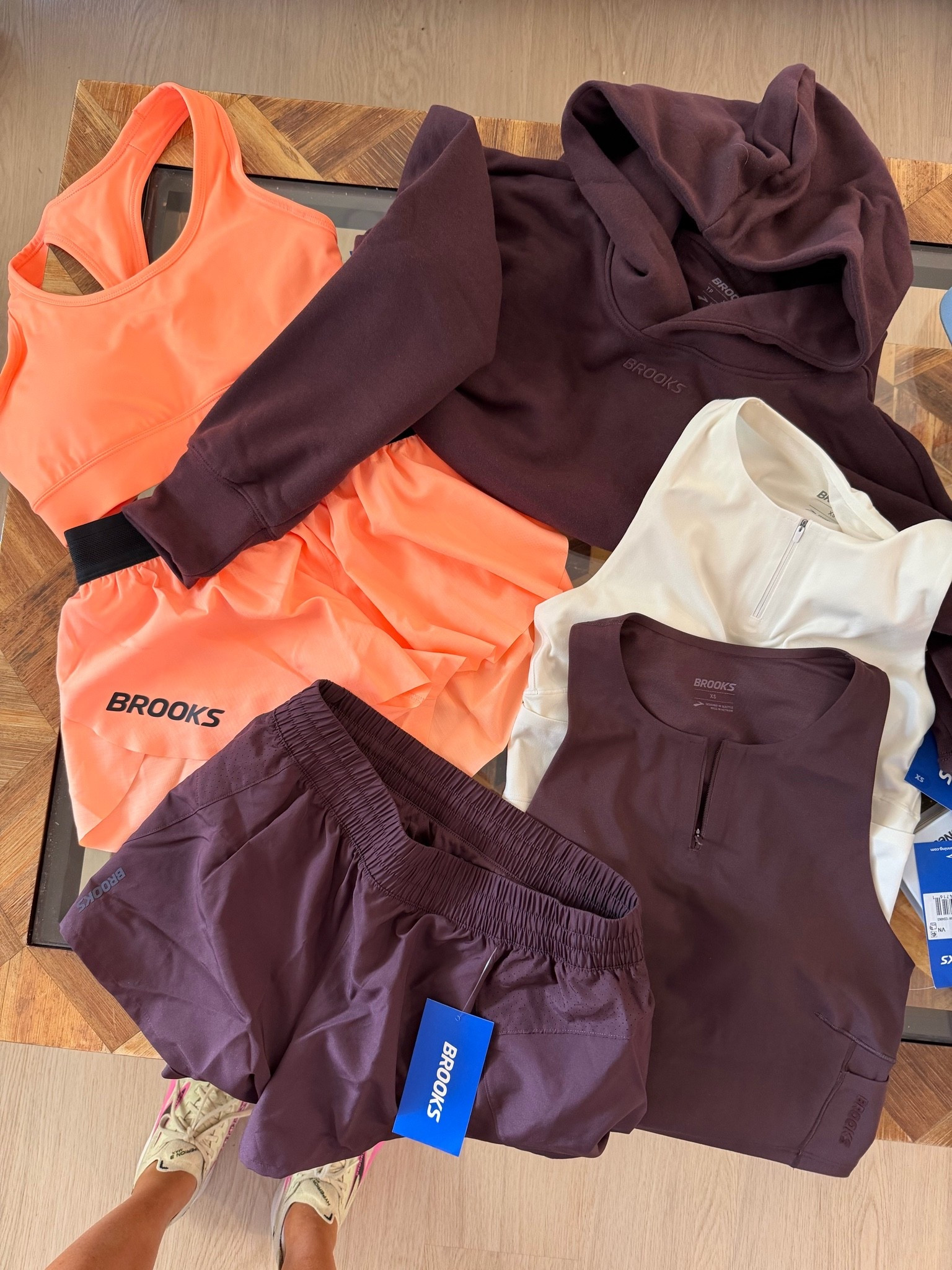 Brooks running  haul

#LTKActive #LTKfitnessgoals #LTKmorningroutine