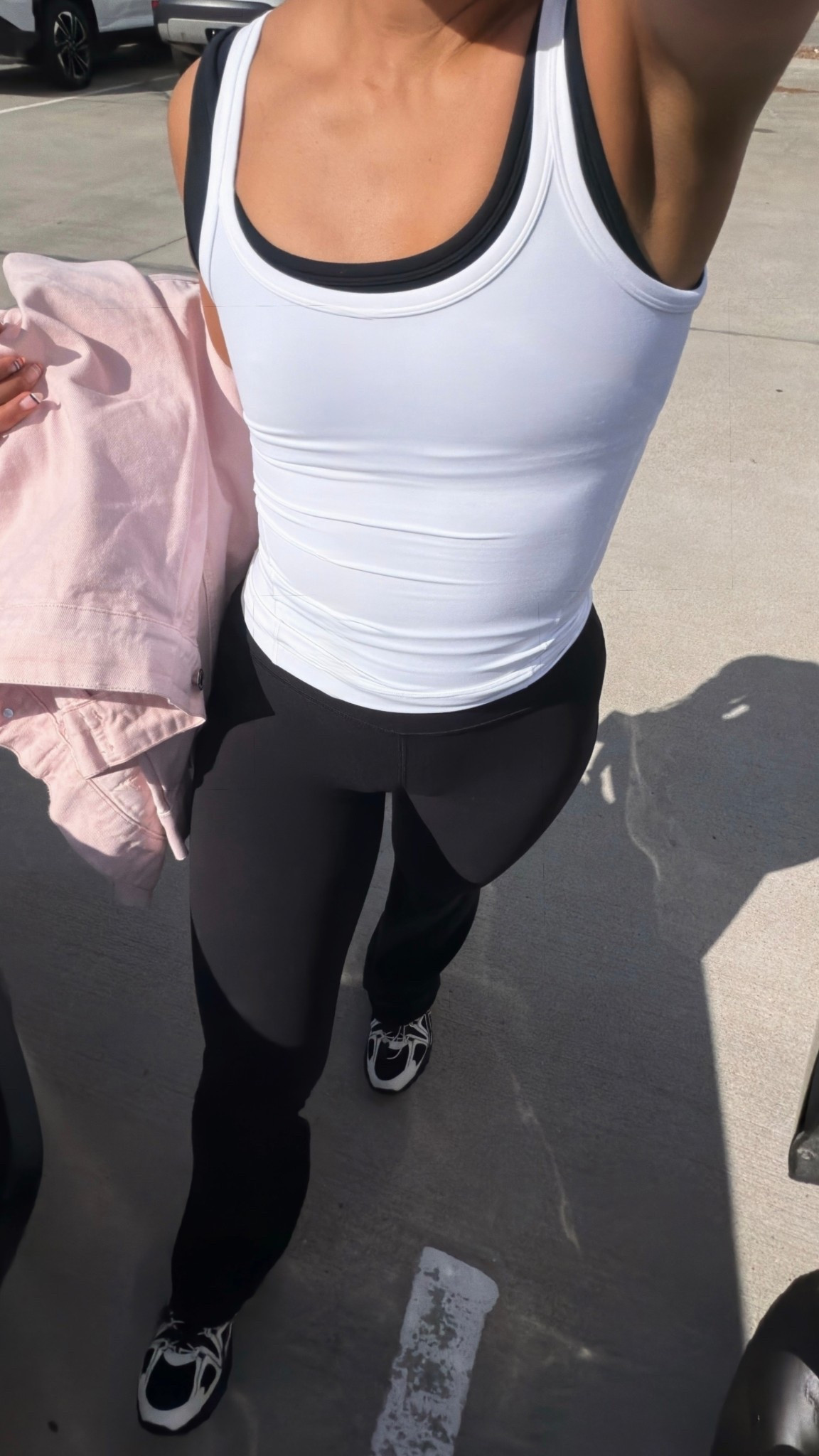 Workout fit today 🤍🤍Tank size 4!