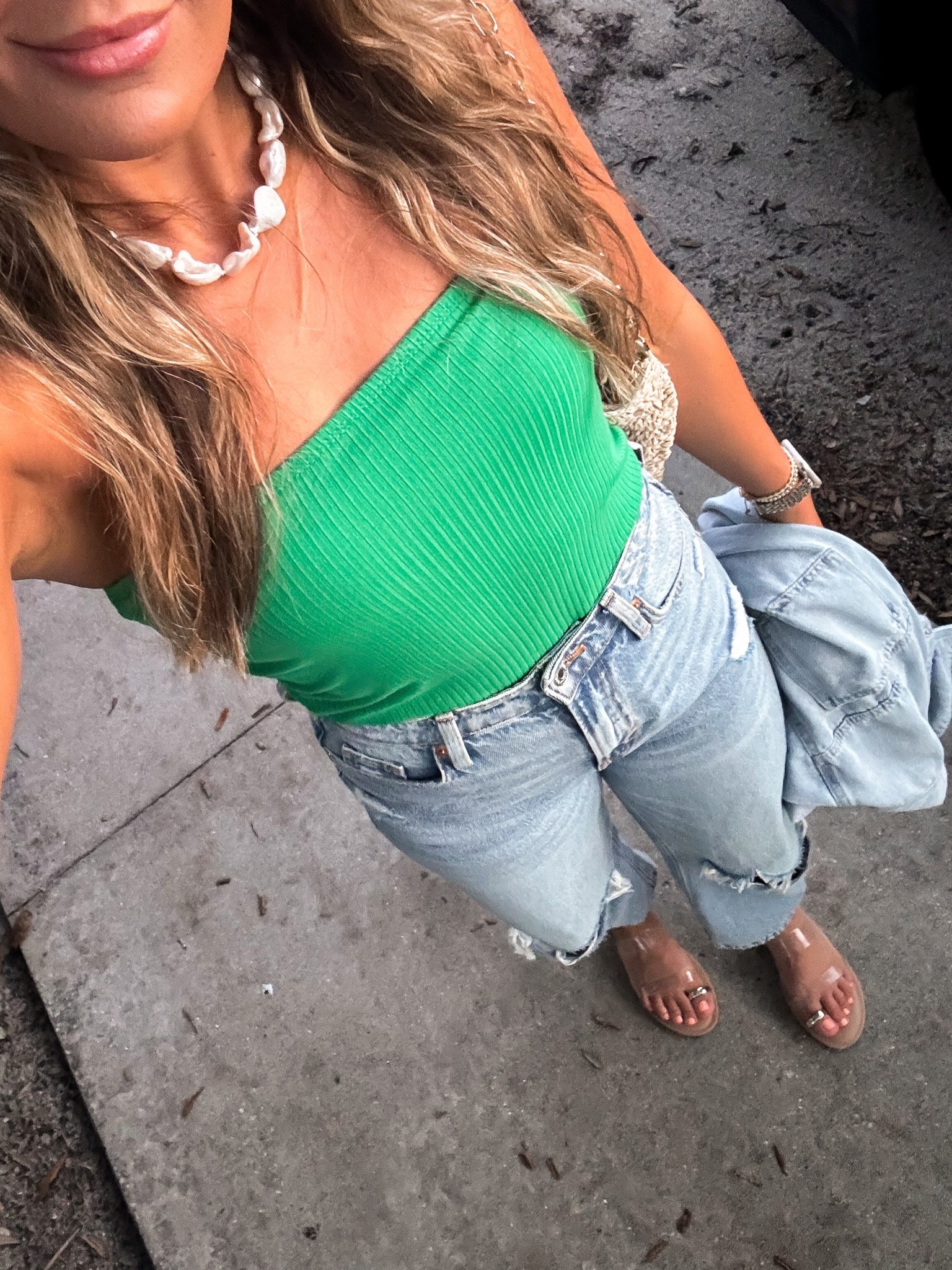 Ribbed tube top- in a small
Barrel jeans

#LTKStyleTip #LTKShoeCrush #LTKFindsUnder50