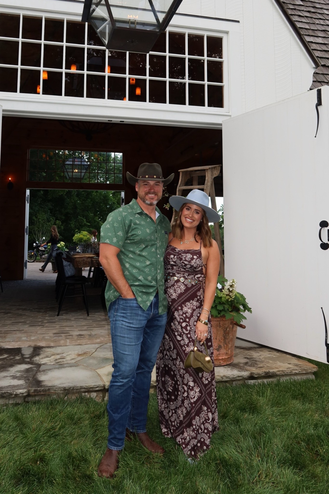 Wearing a small in this western dress - super stretchy and laces up the back for an adjustable fit - great with a bump! Also linking my belt + turquoise accessories. My hat and boots are old, but linked similar. 

Currently 24 weeks pregnant.

Western dress, country concert, paisley print, bump friendly, summer dress

#LTKgrwm #LTKootd #LTKBump