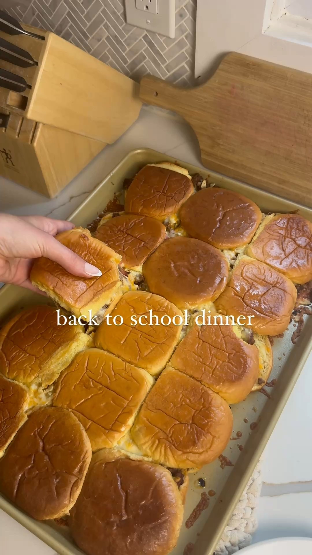 Taco burgers 🍔🌮 

Follow @fridasofiaeats + comment “Recipe” for a link to this recipe!

This is the perfect way to use up leftover burger buns, hamburger buns and burger meat you have in your freezer forwards the end of summer! ☀️ 

15 burger buns or 12 hot dog buns or a mix
2 lbs burger meat or ground beef
1 to 2 bags of taco spice, depending on how spicy the mix is and how much spice you want. I used 1 package @sietefoods 
1 cup shredded cheese, you can use whatever you have but I used Mexican blend
4 slices cheddar cheese. Use whatever sliced you have at home or sub for more shredded cheese
1/4 cup salsa
Handful of tortilla chips, crushed

1. Lightly coat a sheet pan with olive oil spray. Arrange the bottoms of the burger buns in an even layer and sprinkle with 1/3 cup shredded cheese.

1. In a large skillet, cook the burgers or ground beef over medium heat, breaking it apart as it cooks. About halfway through, stir in the taco seasoning and continue cooking until fully browned.

2. Spoon the seasoned beef evenly over the bun bottoms. Top with salsa, sliced cheese, crushed tortilla chips, and the remaining shredded cheese.

3. Place the top buns over the layers, then lightly spray them with olive oil. Set another sheet pan on top, pressing down gently. Bake for 10–15 minutes, or until the cheese is melted and the buns are golden and slightly crisp.
