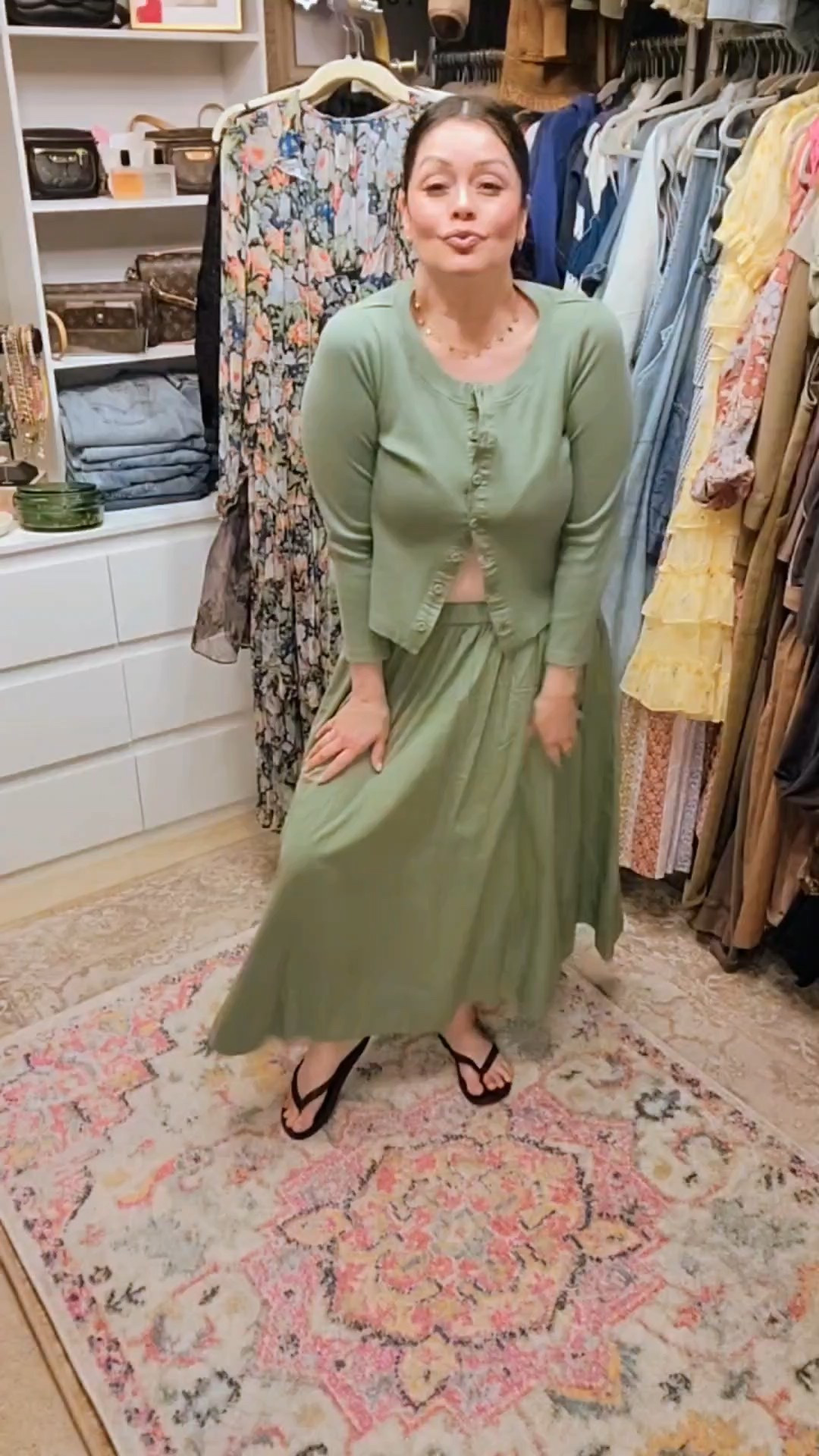 Wearing a size medium in the set


#LTKSummerEdit #LTKStyleTip #LTKOver40