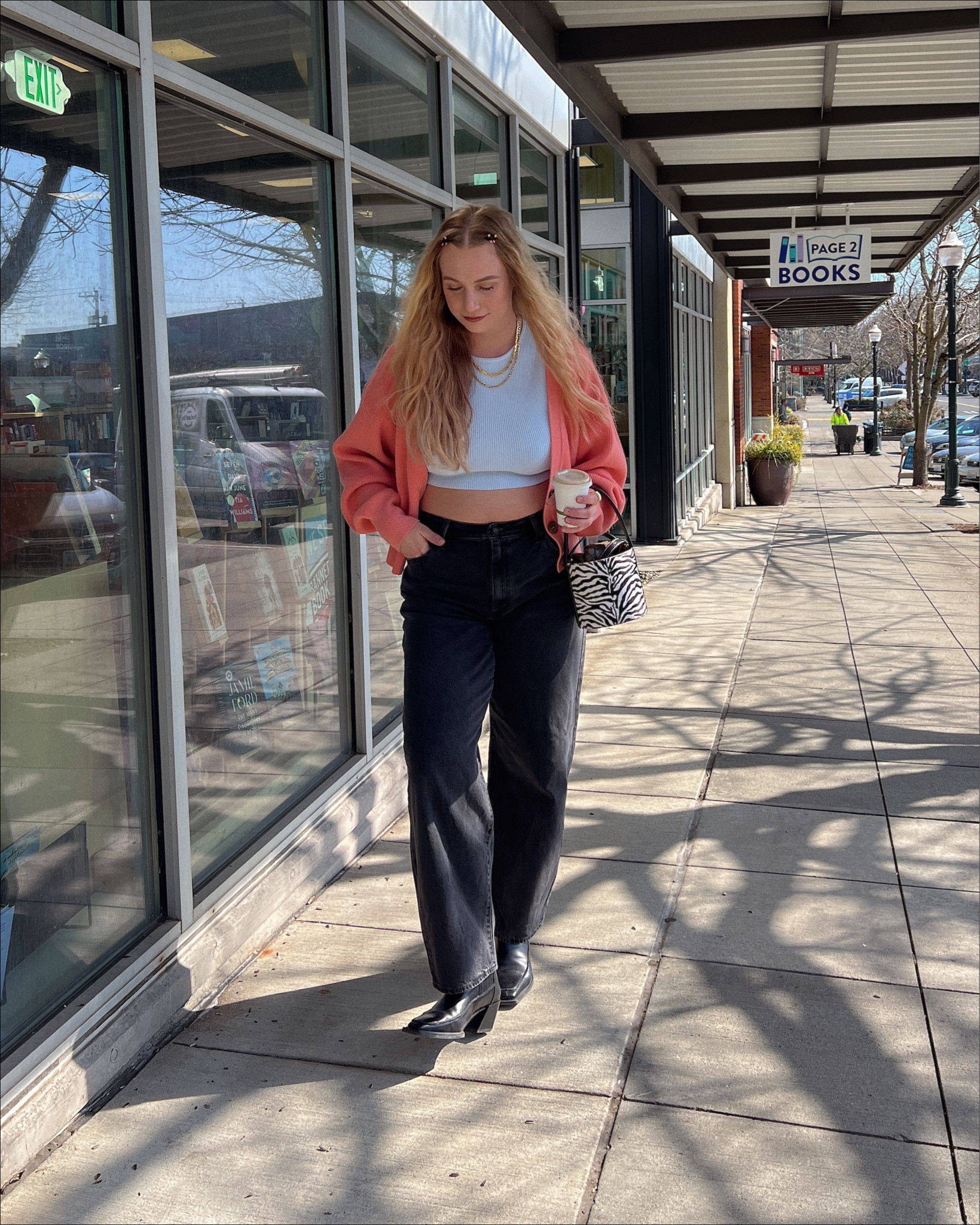 Officially obsessed with the Levi’s Baggy Dad Jeans 😍 

#LTKcurves #LTKunder100 #LTKstyletip