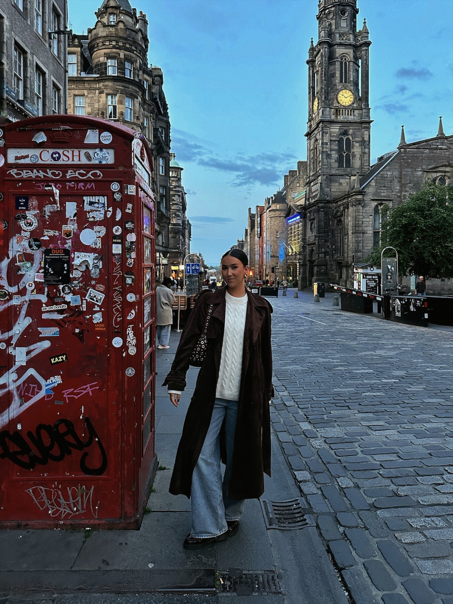 Outfit ideas, outfit inspo, trench coat outfit, baggy jeans, outfit inspiration, ootd, outfit of the day 

#LTKFindsUnder50 #LTKFindsUnder100 #LTKStyleTip