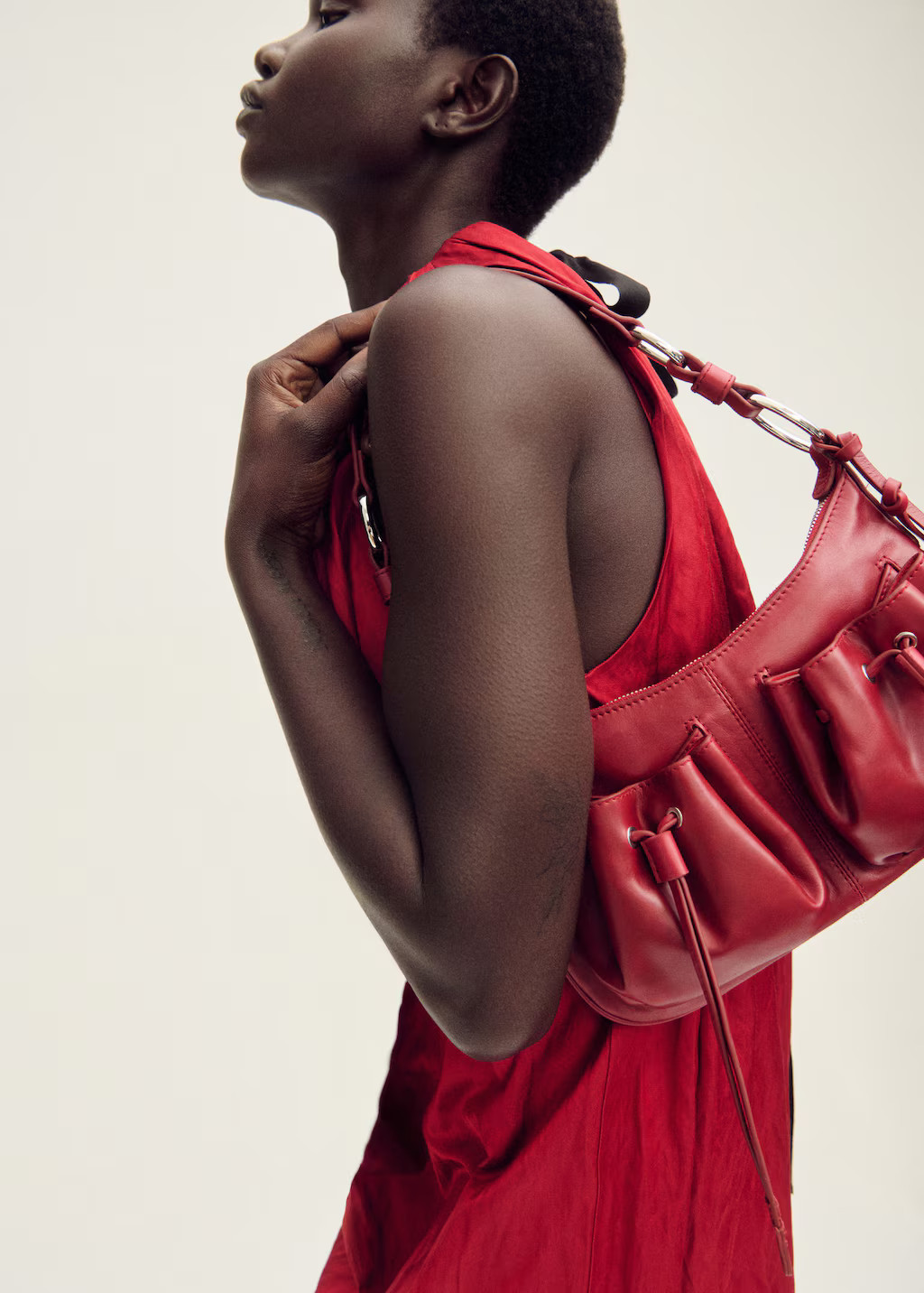 Leather shoulder bag with gathered pockets red - Women - One size - MANGO | Mango (US/MX/AU)