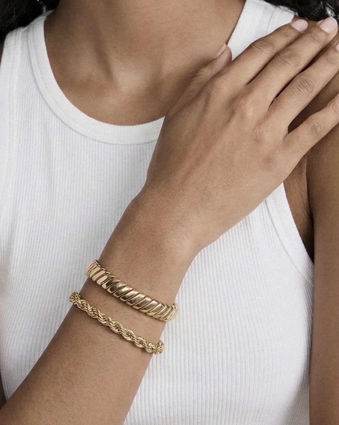Necklace 
Earrings 
Bracelet

#LTKSaleAlert