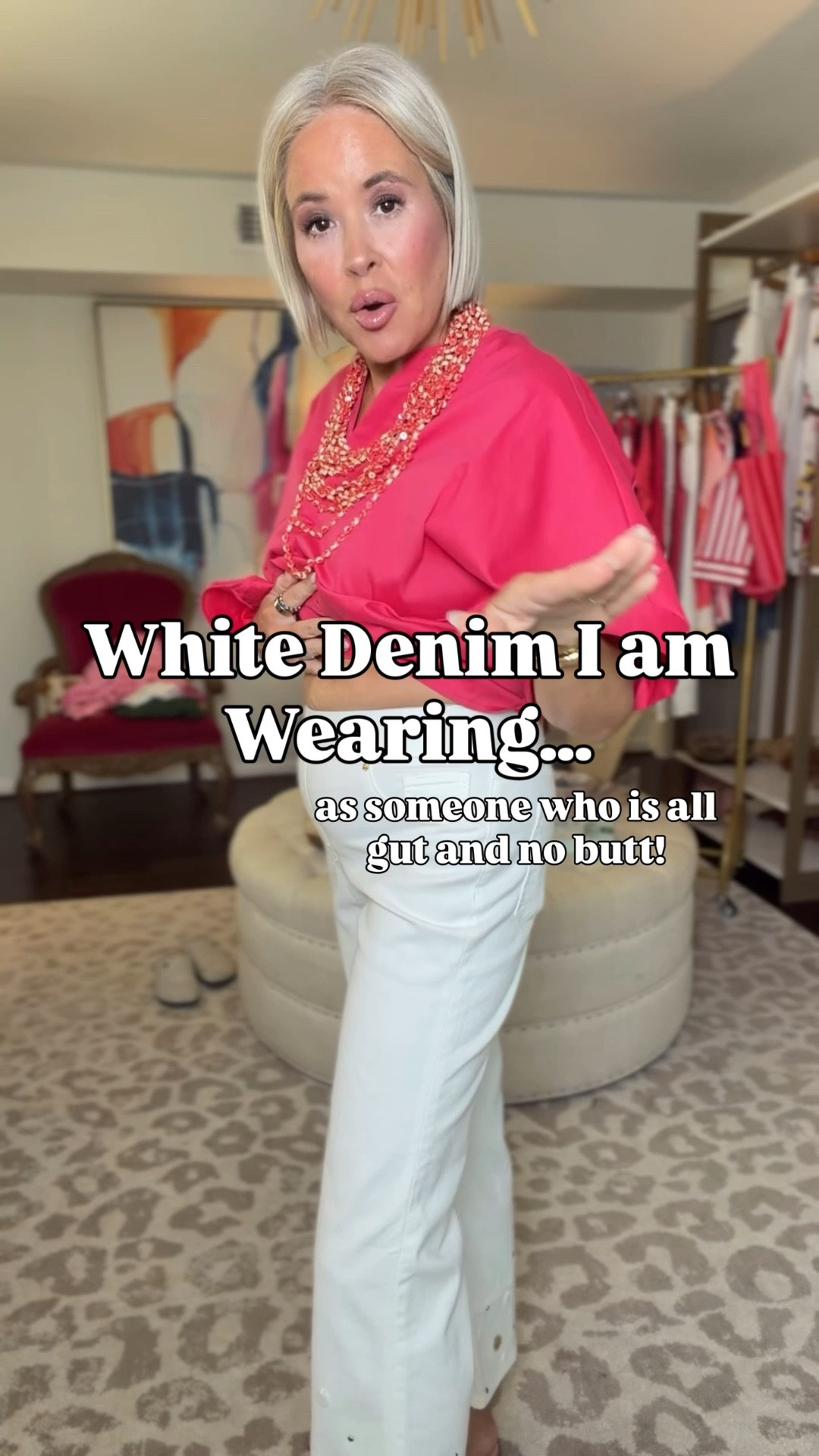 I’ll be living in white denim all season long🤍… I mean, I definitely have enough of it to do so 😂 but truly, every single pair is so different and so cute. From kick flare to straight leg, these all deserve a spot in your closet. I’m obsessed!!! 😍