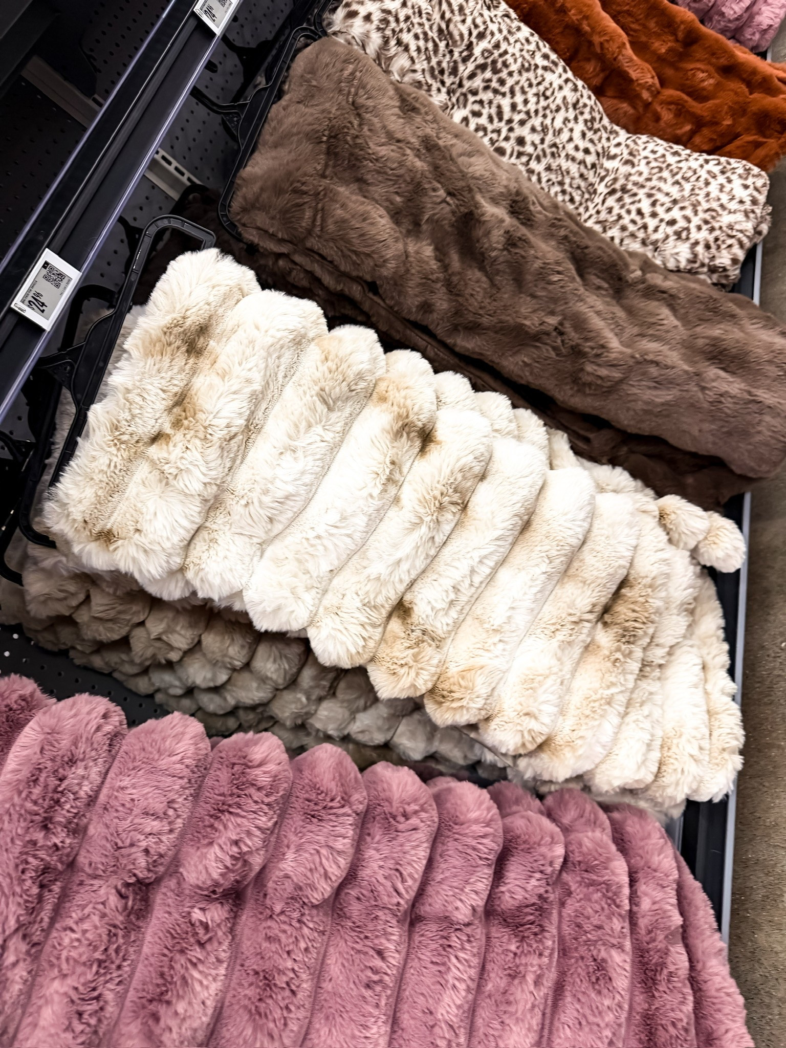 These Walmart blankets are the kind you’ll want in every room once cooler weather hits. Soft, cozy, and easy to layer over the sofa or at the end of the bed without spending a fortune.

Walmart home, cozy blankets, throw blanket, fall home decor, bedroom decor, living room decor, affordable home finds, cozy home, Walmart finds, fall essentials, TheMomInStyle

#LTKHome #LTKSeasonal #LTKdayinmylife