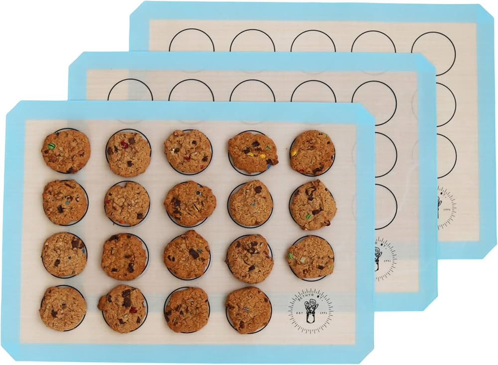 Cookie Baking Mats - Oven Safe - 3/4 Size Silicone Baking Mats (13.7" x 19.5"), Pack Of 3 Cookie ... | Amazon (US)