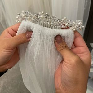 Davids bridal hair accessory | Poshmark