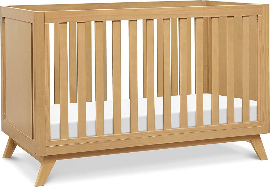 DaVinci Otto 3-in-1 Convertible Crib in Honey, Greenguard Gold Certified | Amazon (US)