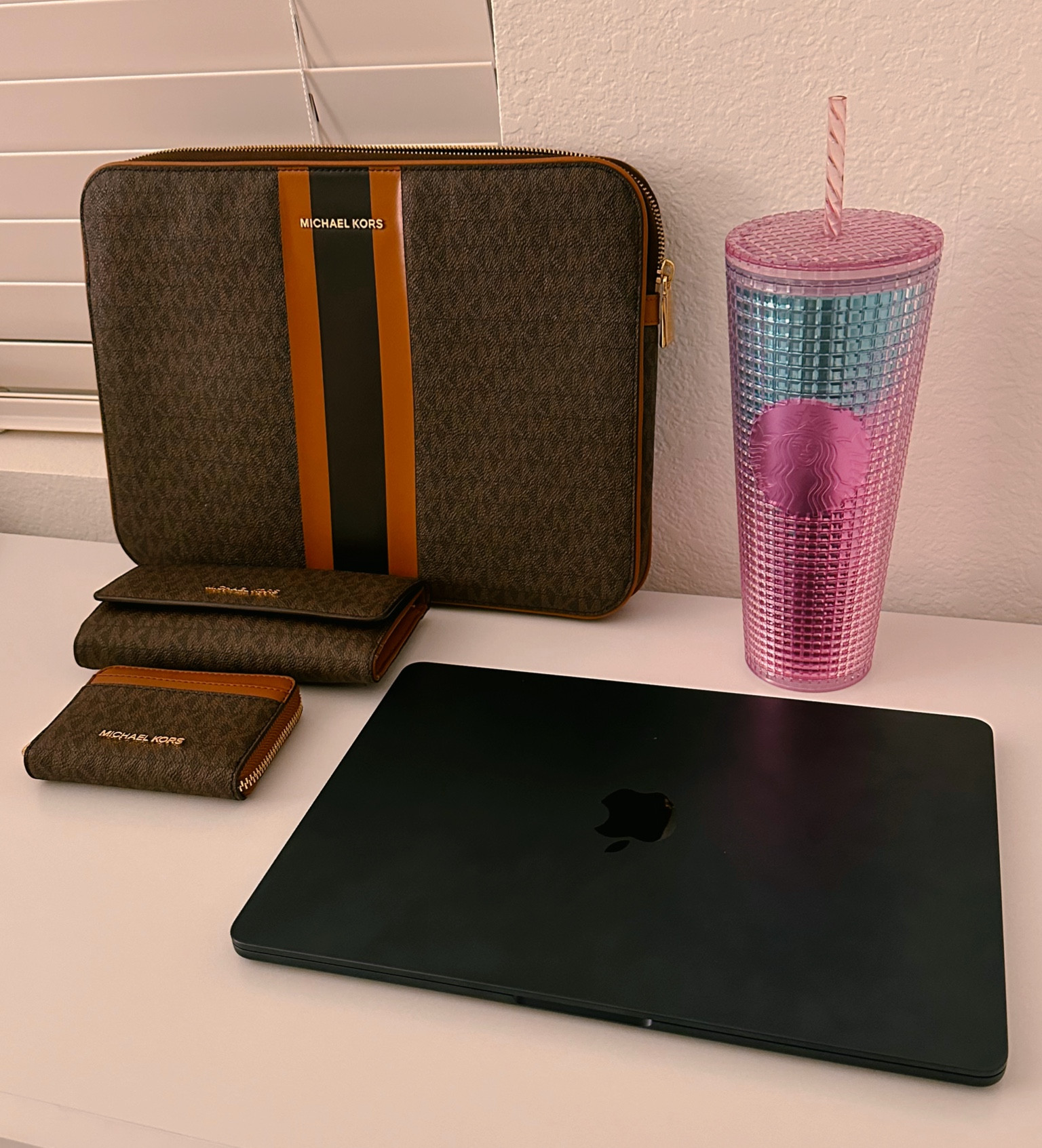 Work vibes ☕️ 💻 💜🩷🤎🧡

**posted some similar finds for y’all** 💋 

#LTKstyletip #LTKSeasonal #LTKitbag