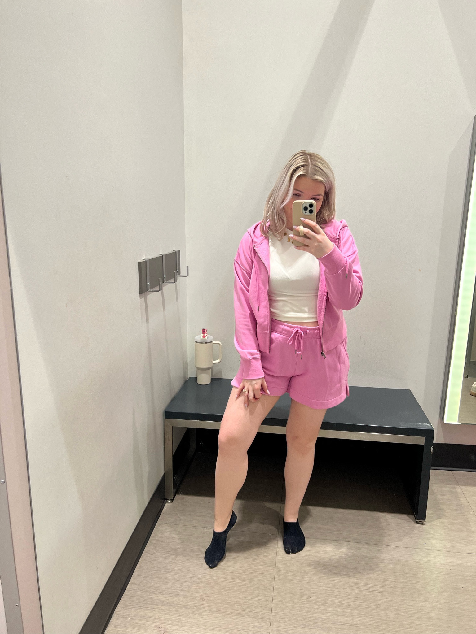 M // cropped zip up sweatshirt
L // shorts