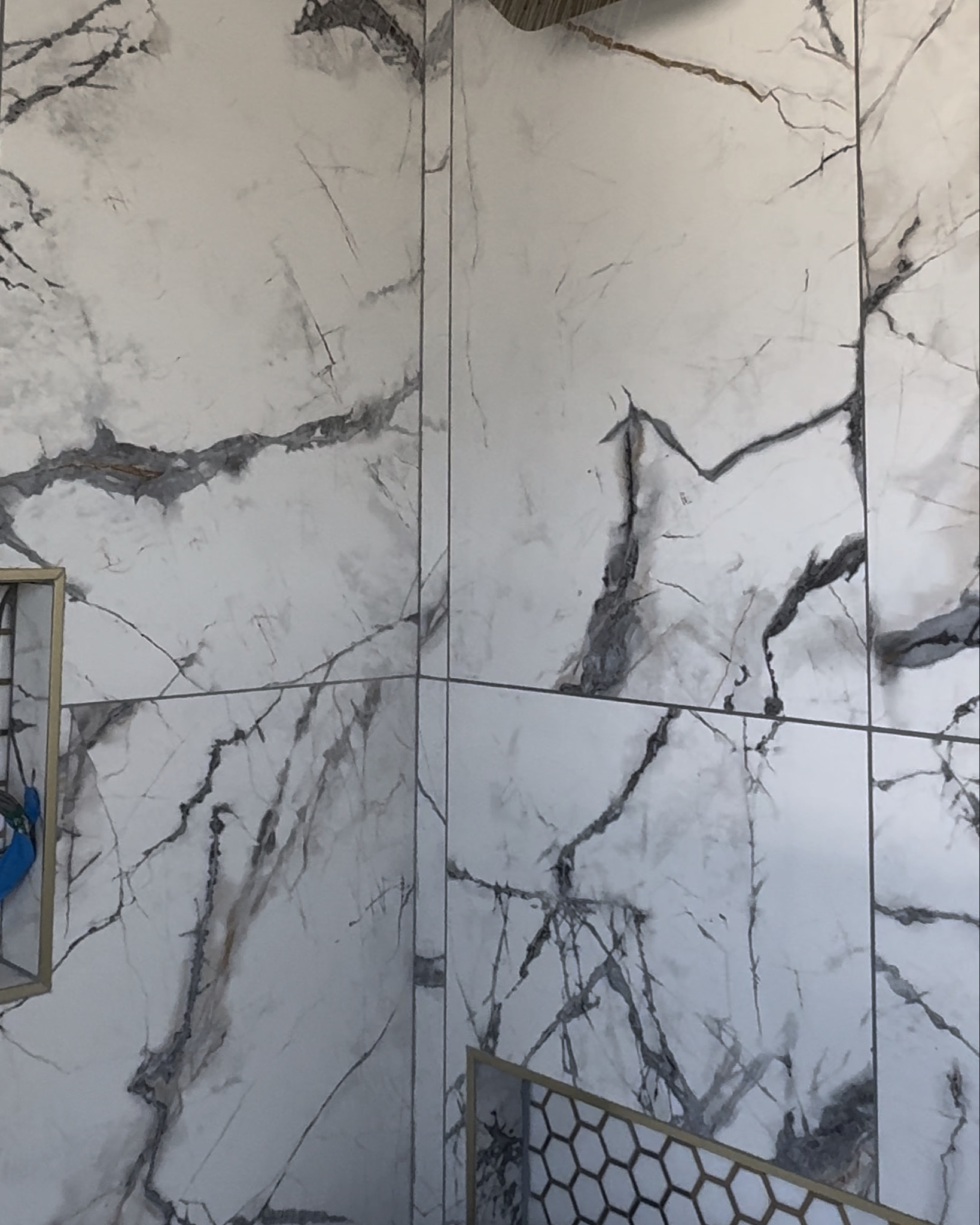 Added this gold shower head in my bathroom🥰 

#ltkhome 

#LTKHome #LTKVideo #LTKFindsUnder100