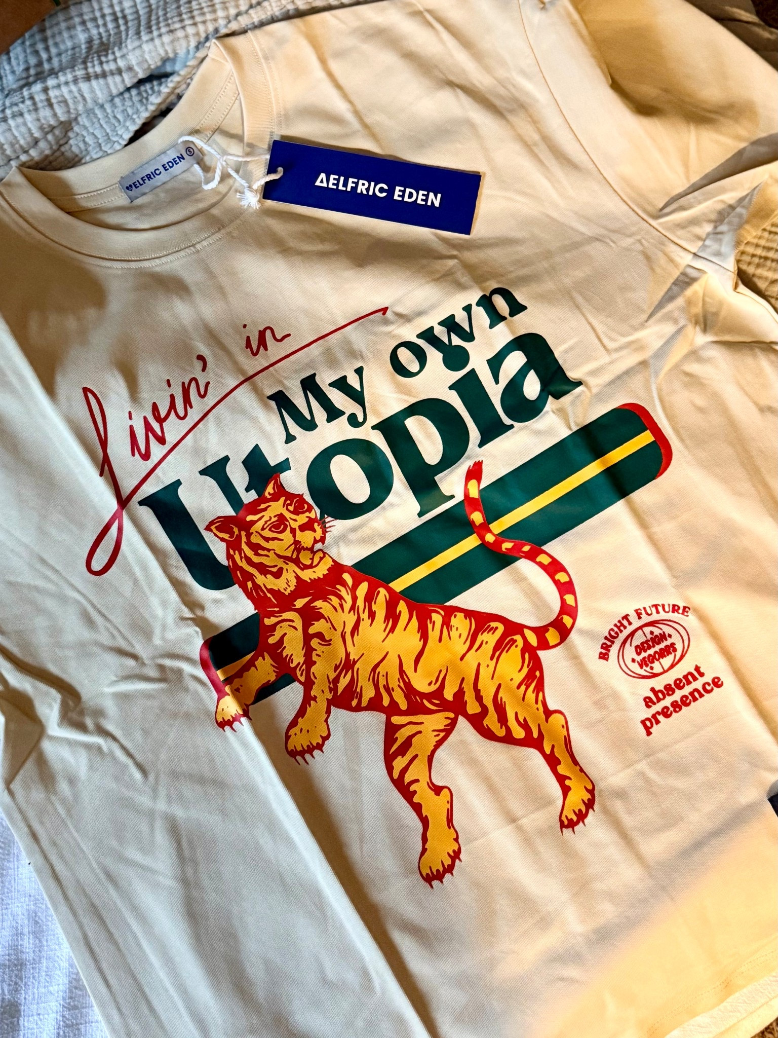 How should I style this shirt?? 

#LTKmomlife #LTKFestival #LTKootd