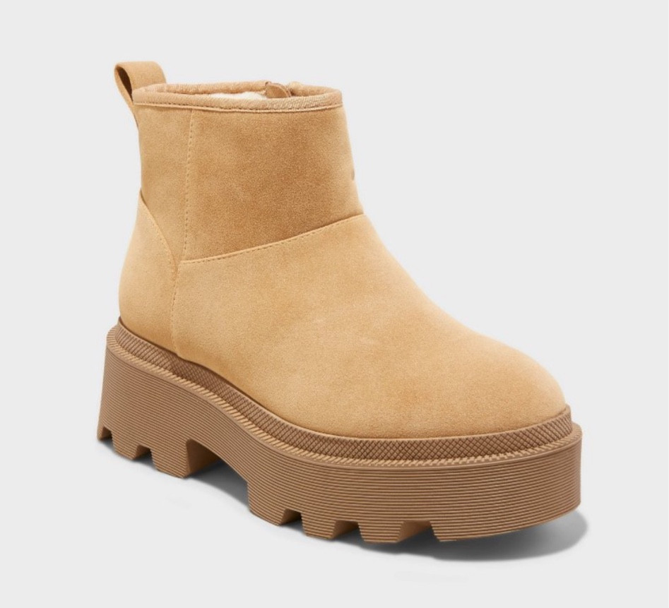 The PERFECT fall and winter boot! 
Also comes in black 

#LTKfindsunder50 #LTKshoecrush #LTKSeasonal