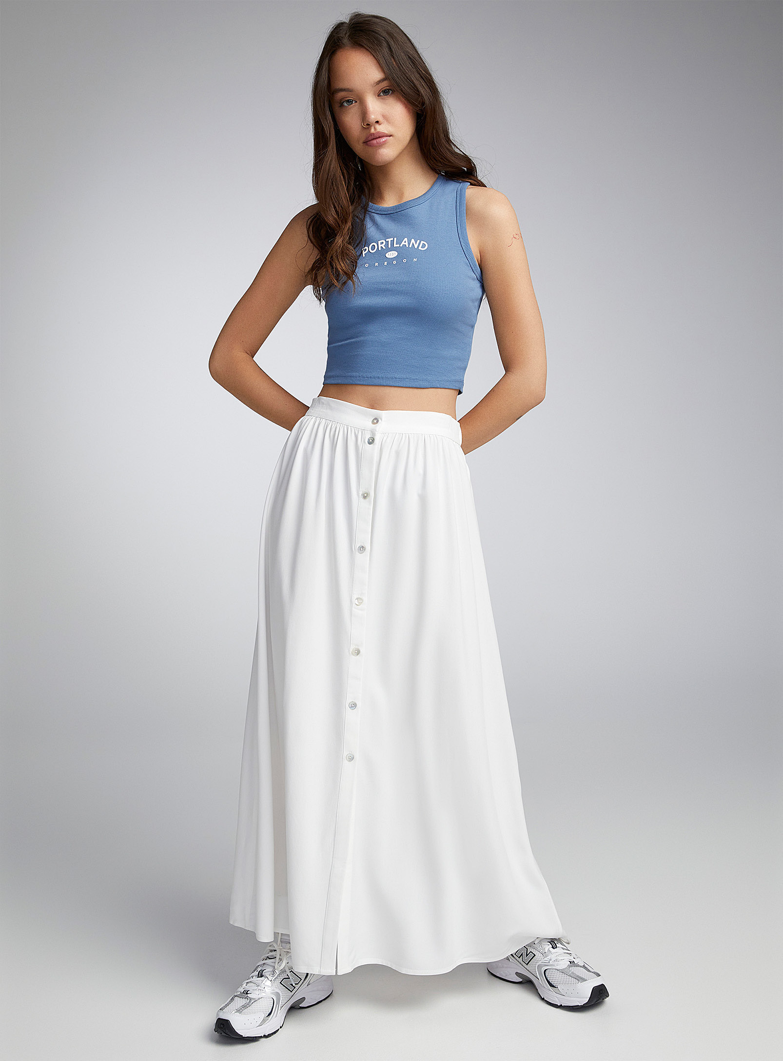 Twik - Women's Buttoned flowy skirt | Simons