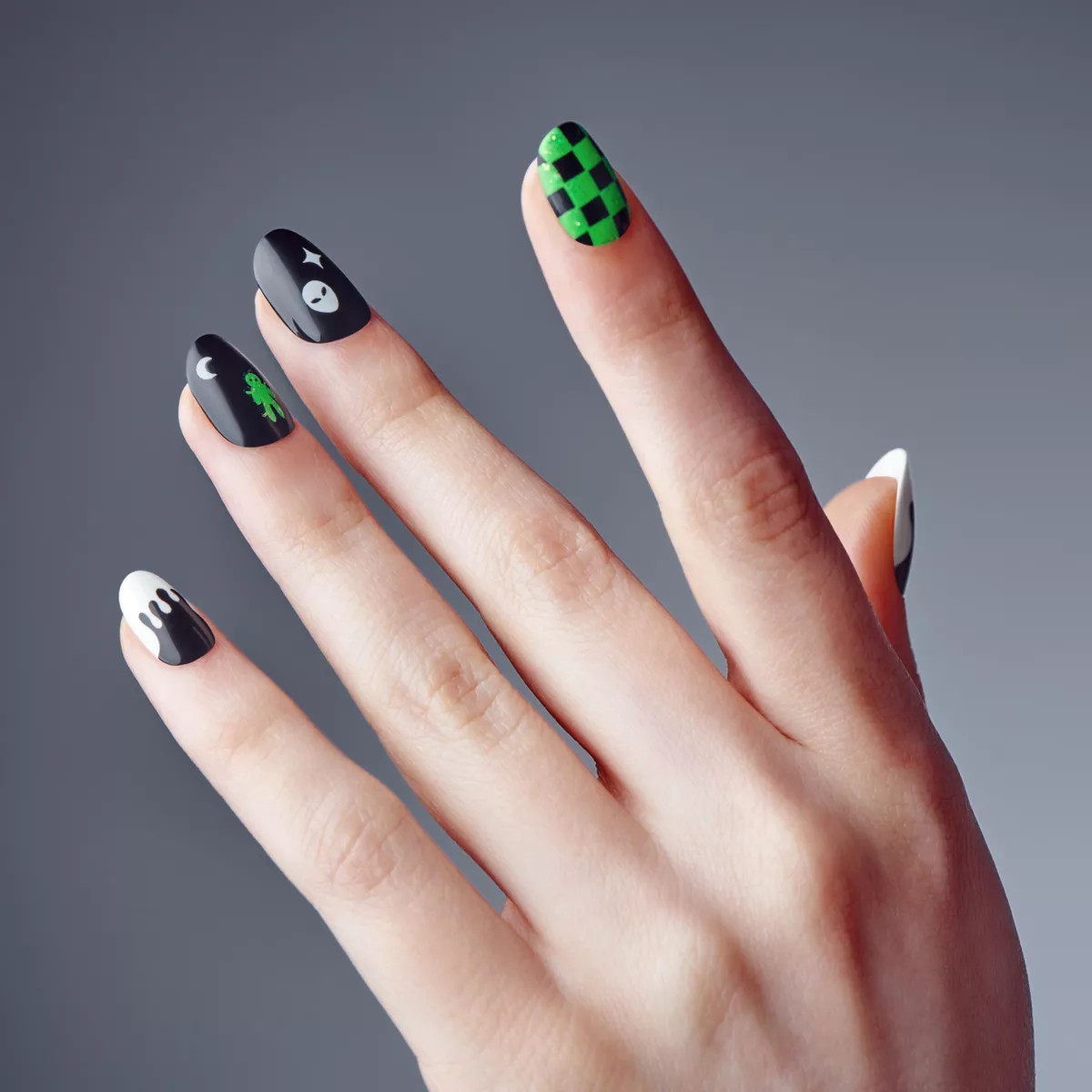 KISS Products Voguish Fantasy Nails - Dark Clowns | Target