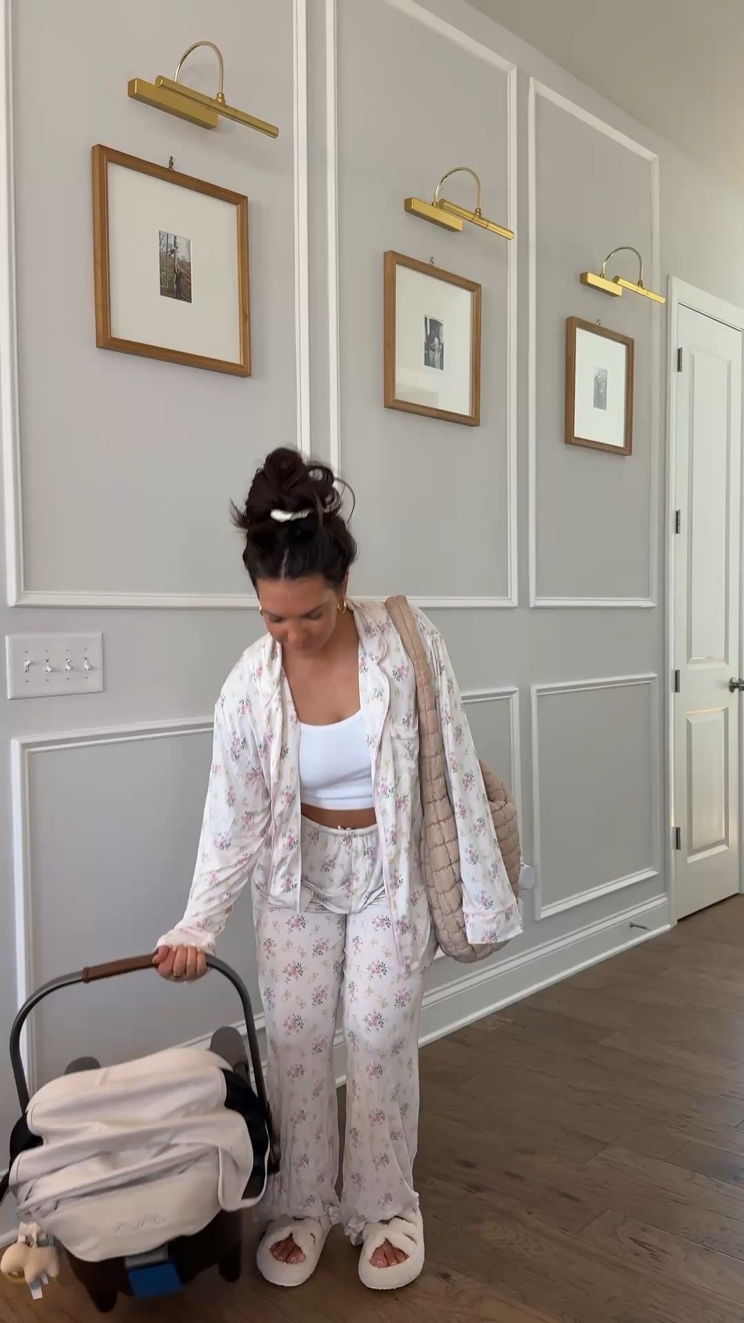 Casual mom of 2 outfit! Wearing mediums in all and the exact overalls are sold out, but from aerie! Got them last year and they have updated ones below!