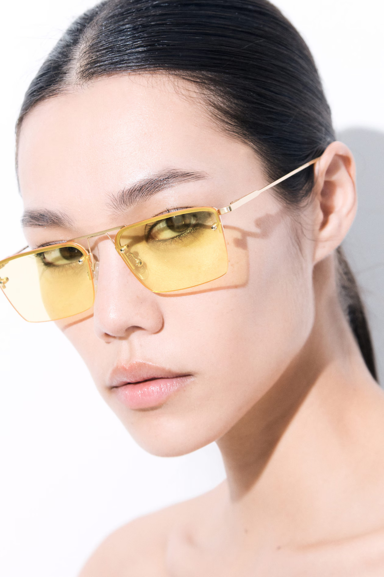 THE FRAMELESS SUNGLASSES - YELLOW | COS (AU)