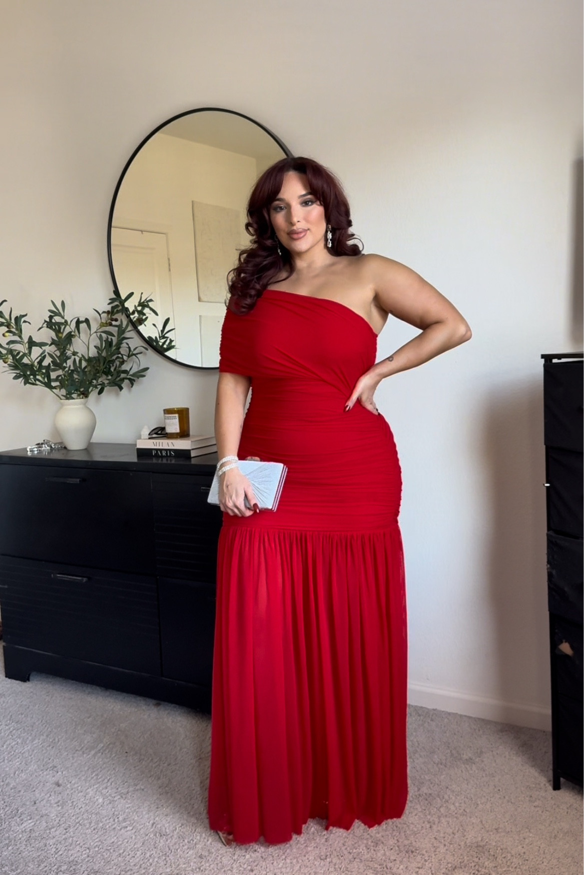 Dress:  XL runs true to size. Doesn’t have a tag to indicate the back so you can honestly wear it on either shoulder 🙌🏻

#LTKHoliday #LTKMidsize #LTKStyleTip