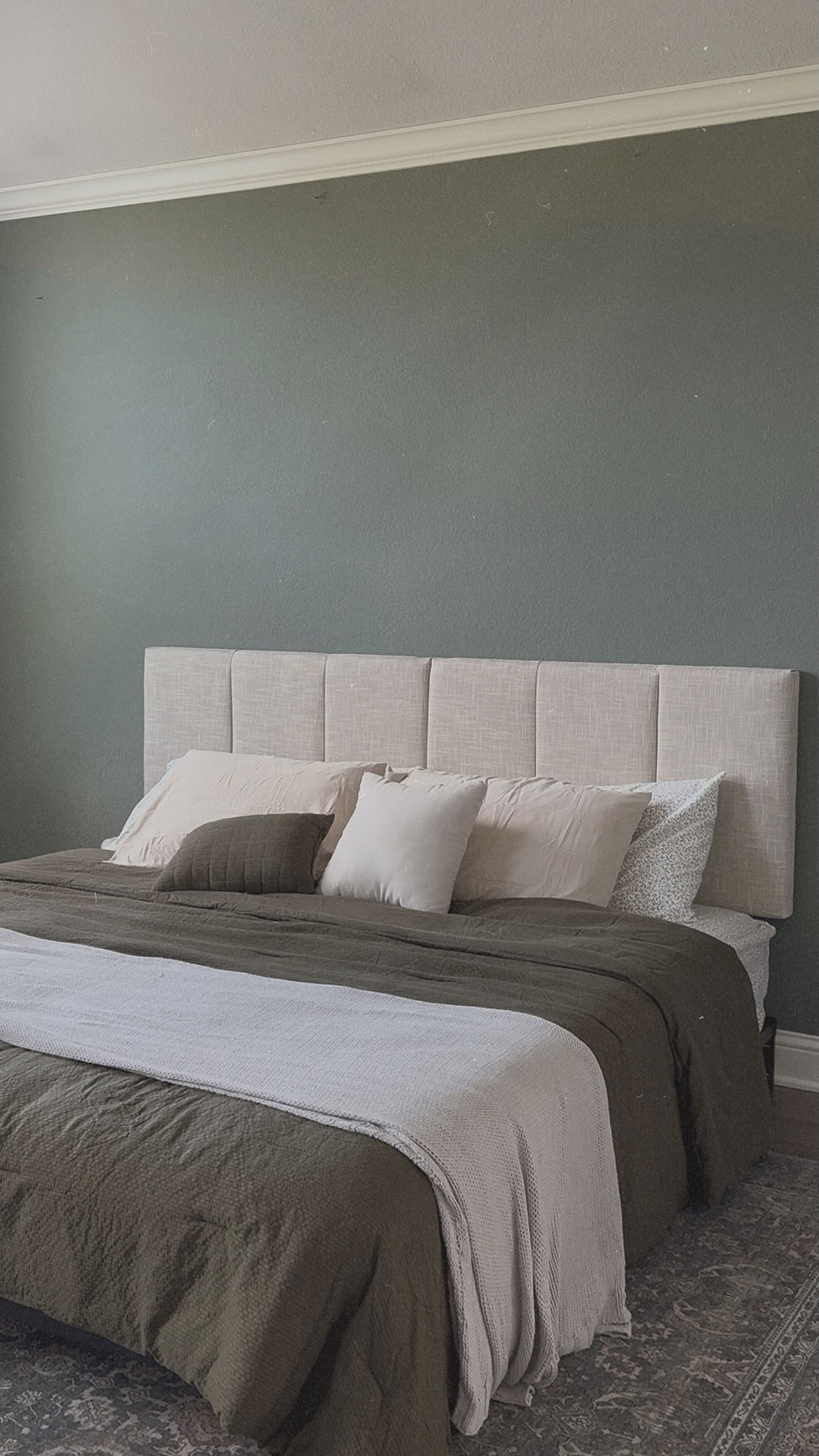 Nine years of marriage and… we’ve never owned a headboard. 😅 We’ve always gone for the cheapest frame we could find because we move so much and furniture is expensive.

But this $100 Amazon find has me wondering why I waited so long. It’s the perfect linen look and instantly made our bedroom feel so much cozier. 🛏✨

Now to upgrade the rest of the room…

#LTKHome