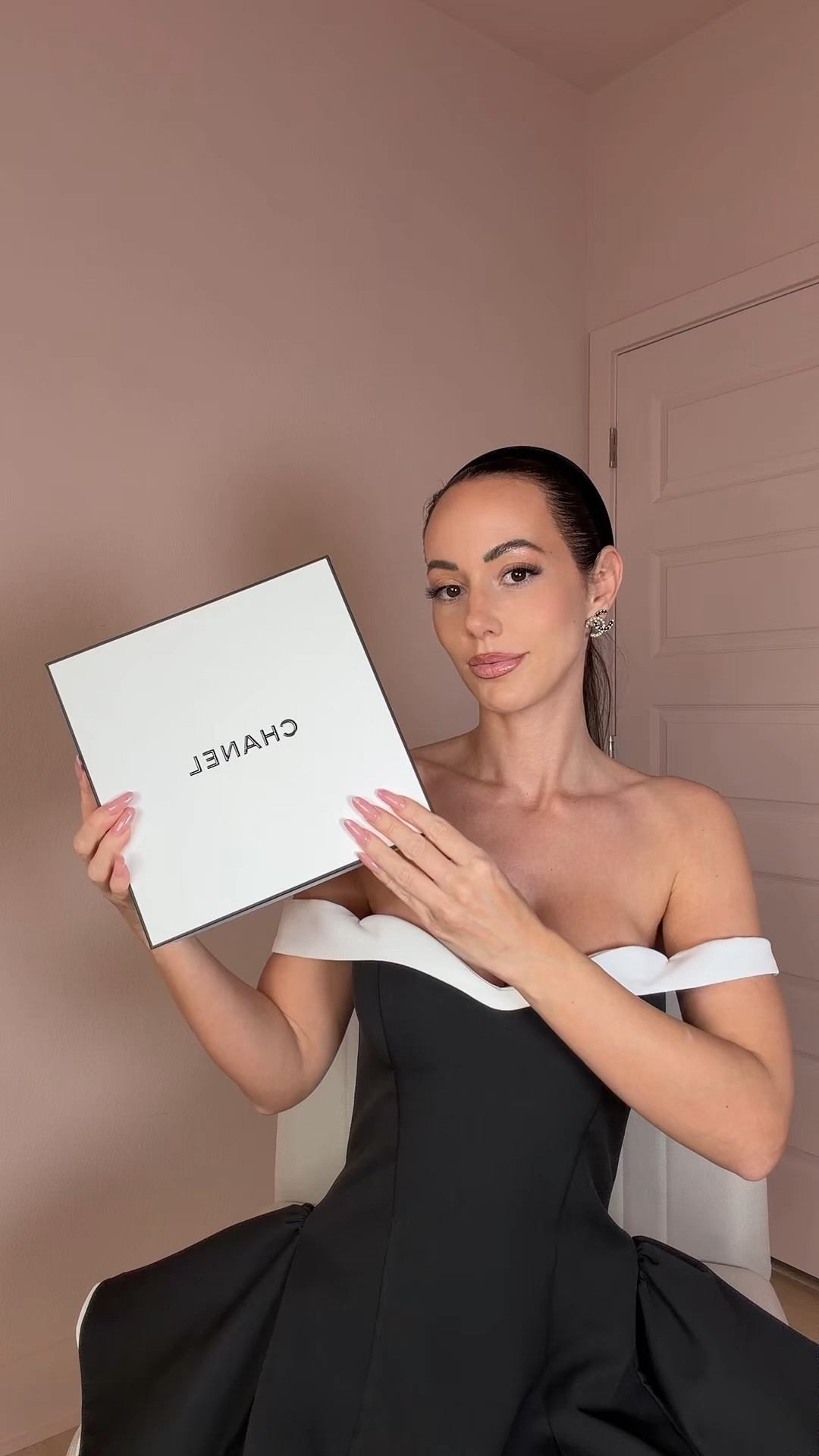 The fact these sunglasses have pink in them makes it even better 😍 

Absolutely in love with this dress from @LEAU  it’s beautiful and the quality is amazing! I sized up to a S because of my boobs and im glad i did! 



#LTKTravel #LTKTall #LTKootd