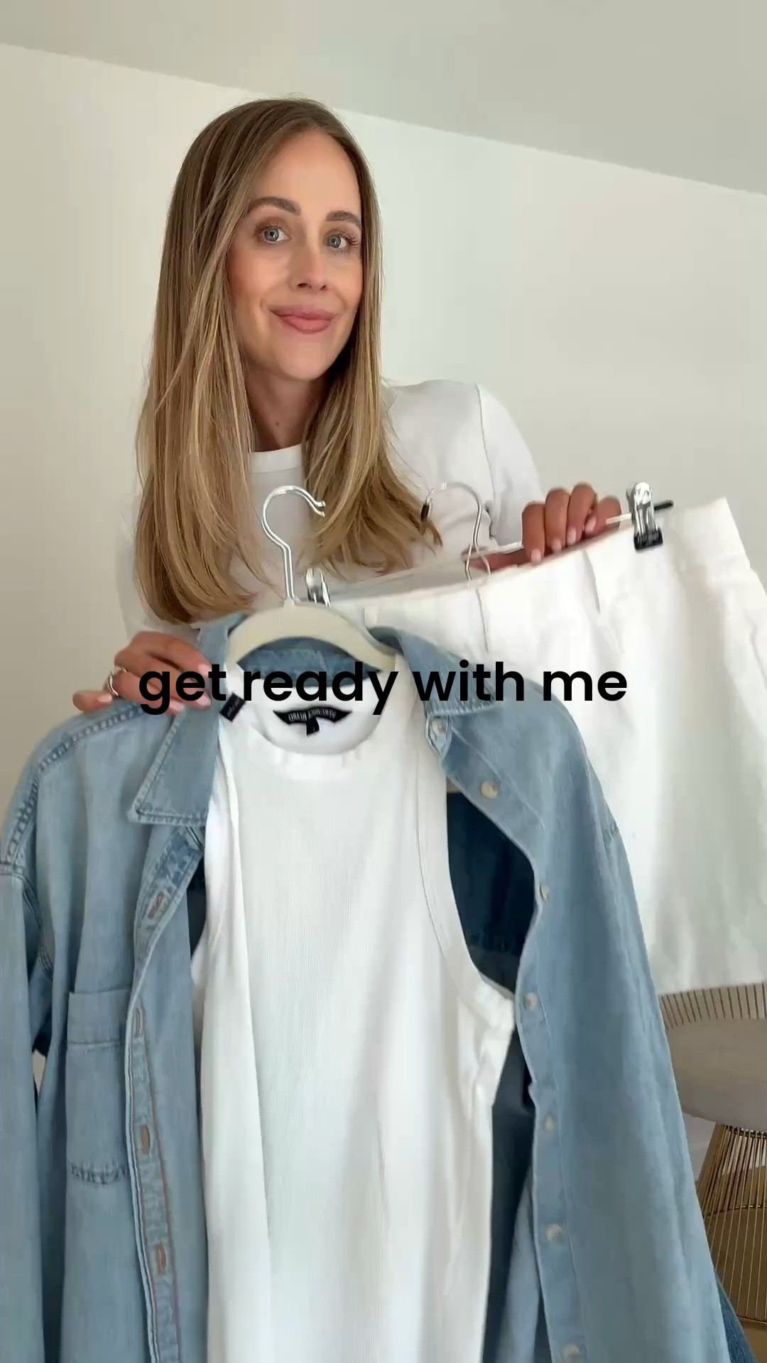 Fashion Jackson
exact skirt is old from banana republic - linked similar 

#LTKootd #LTKOver40 #LTKgrwm