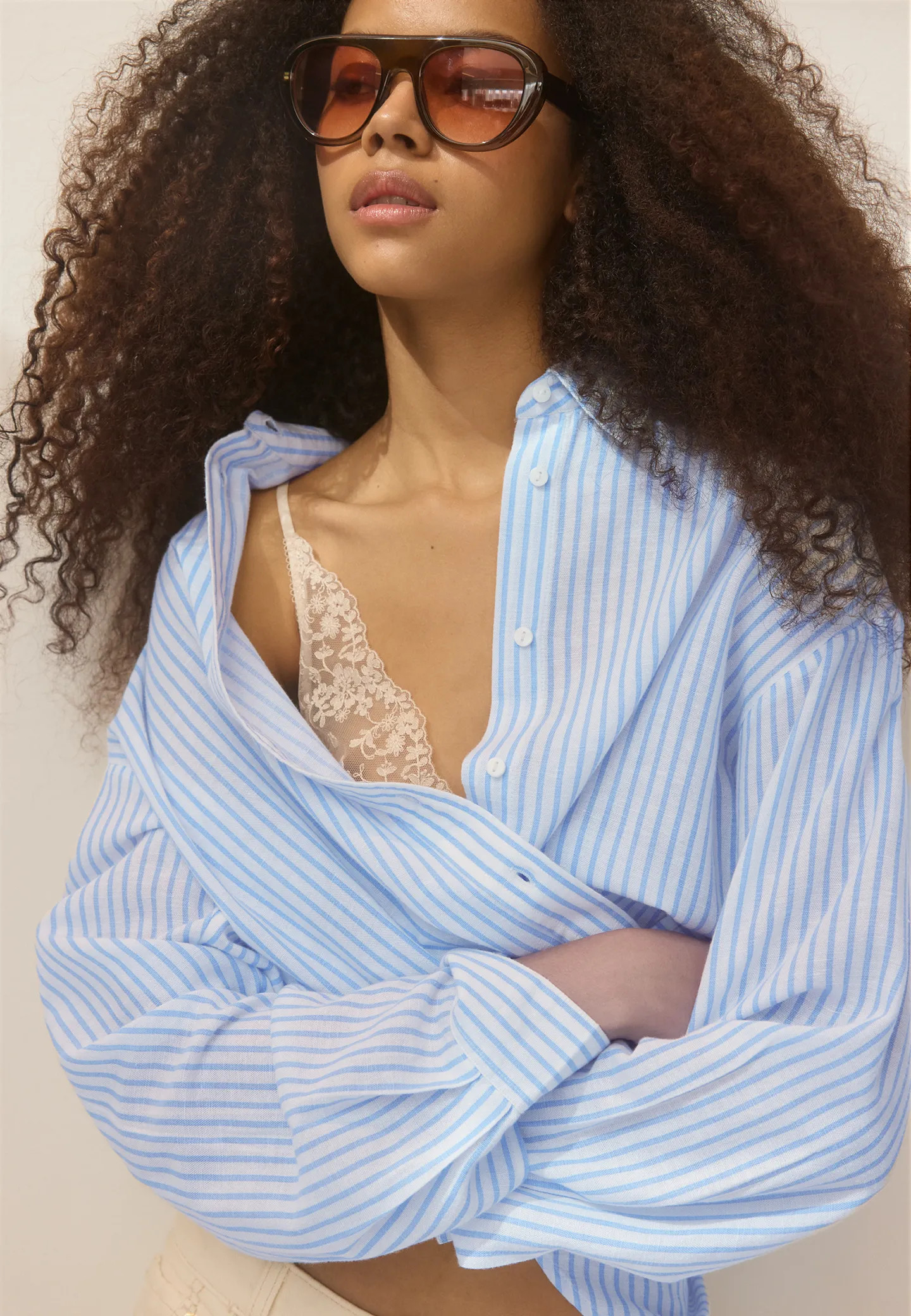 Chemise effet lin - Chemises et blouses femme | Stradivarius France | Stradivarius (FR)