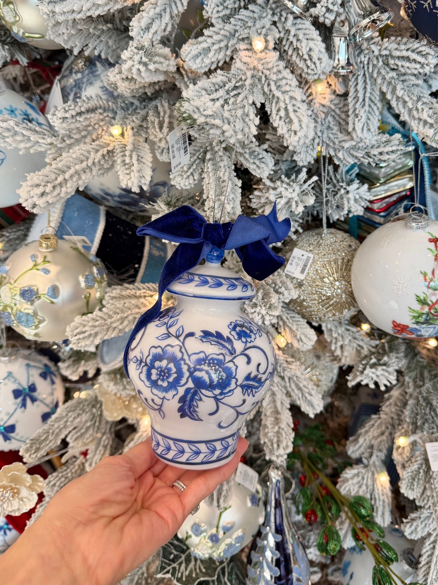Large ginger jar ornaments 🎄💙 blue and white Christmas decor chinoserie Christmas holidayy decor traditional home decor classic timeless style chic  Christmas decorations