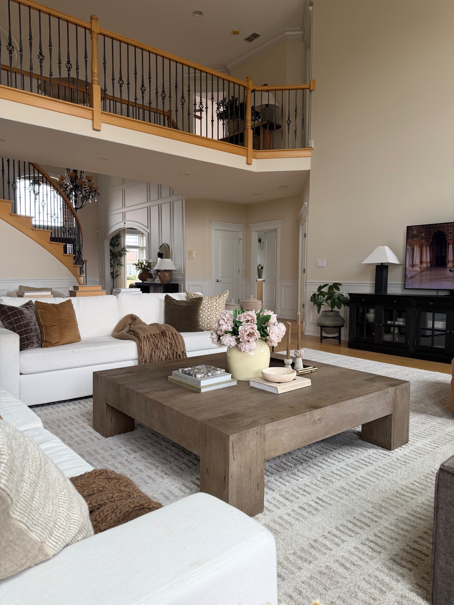 This is why I always choose rugs like this 🤍
They work with everything and never go out of style.

Linked here on LTK.

#LTKHome #LTKSaleAlert