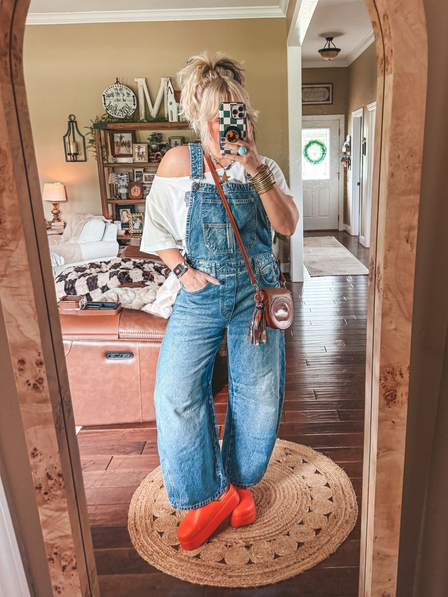 Overalls & off shoulder tee is so cute! 
Overalls M
Tee M
Crocs sized down 
⭐️Save w/ code MANDIE @shopbeljoy on star necklace 

#LTKxAerie #LTKootd #LTKOver40