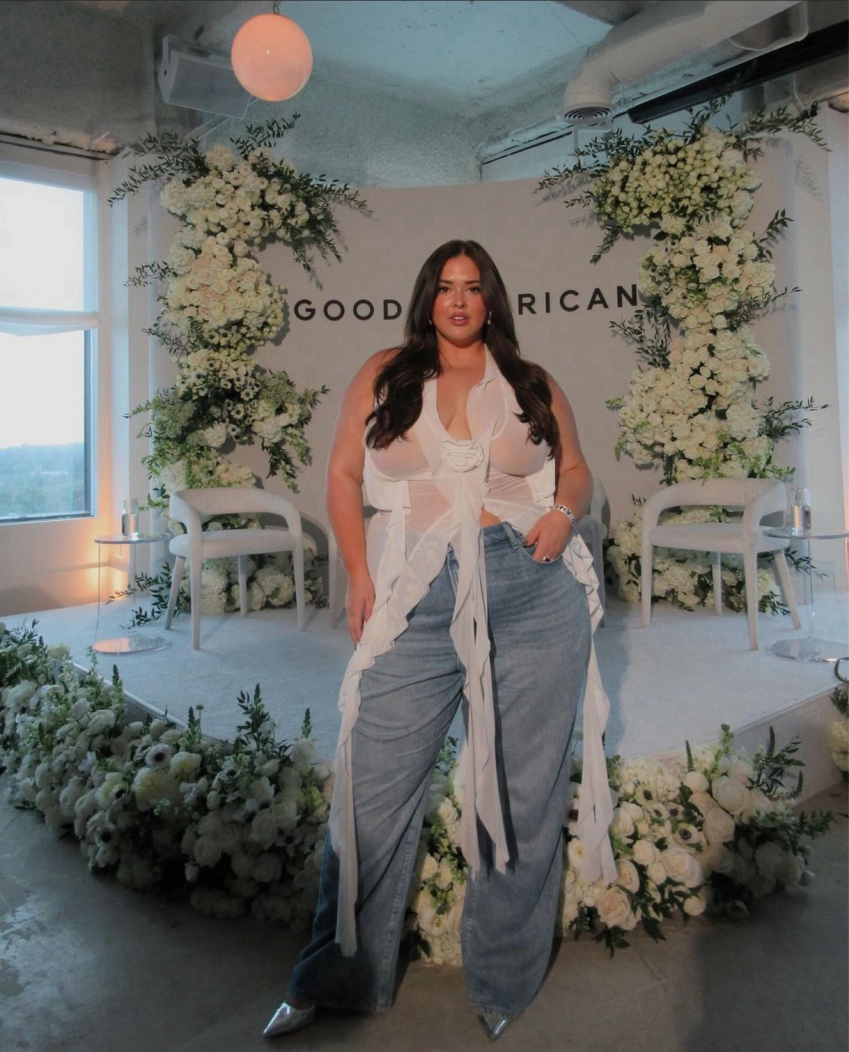 Love a mesh moment, especially for a valentines date night💌

Valentine’s Day, date night outfit, jeans, winter outfit, plus size outfit, dinner outfit 

#LTKmidsize #LTKstyletip #LTKplussize