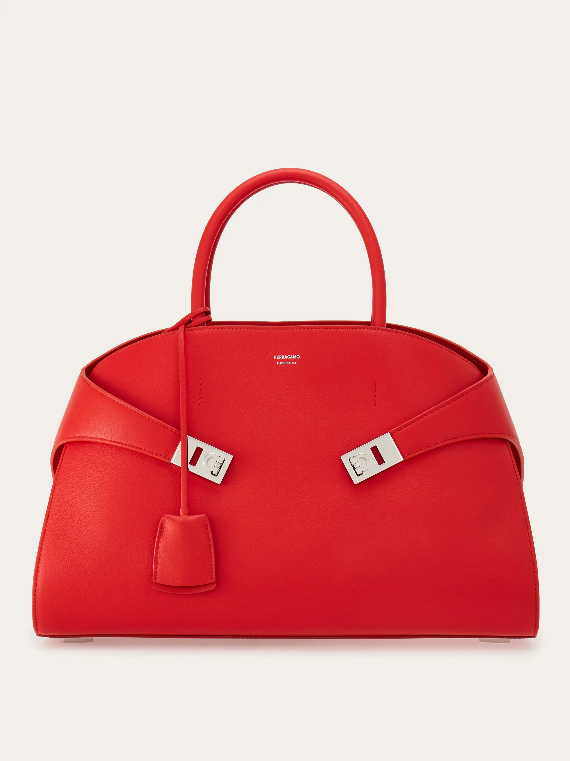 Ferragamo Women Hug handbag (L) Red | Ferragamo