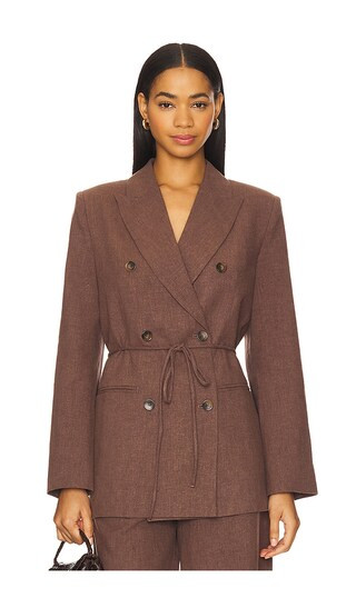 Favorite Dion Linen Blazer in Brown

              
    
        
        
            Favorite B... | Revolve Clothing (Global)