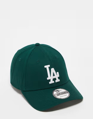 New Era LA Dodgers 9forty cap in forest green | ASOS (Global)