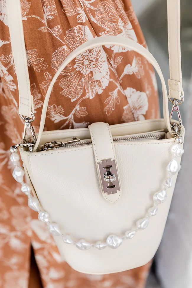 Treasure Trove Pearl Chain Ivory Bucket Bag | Pink Lily