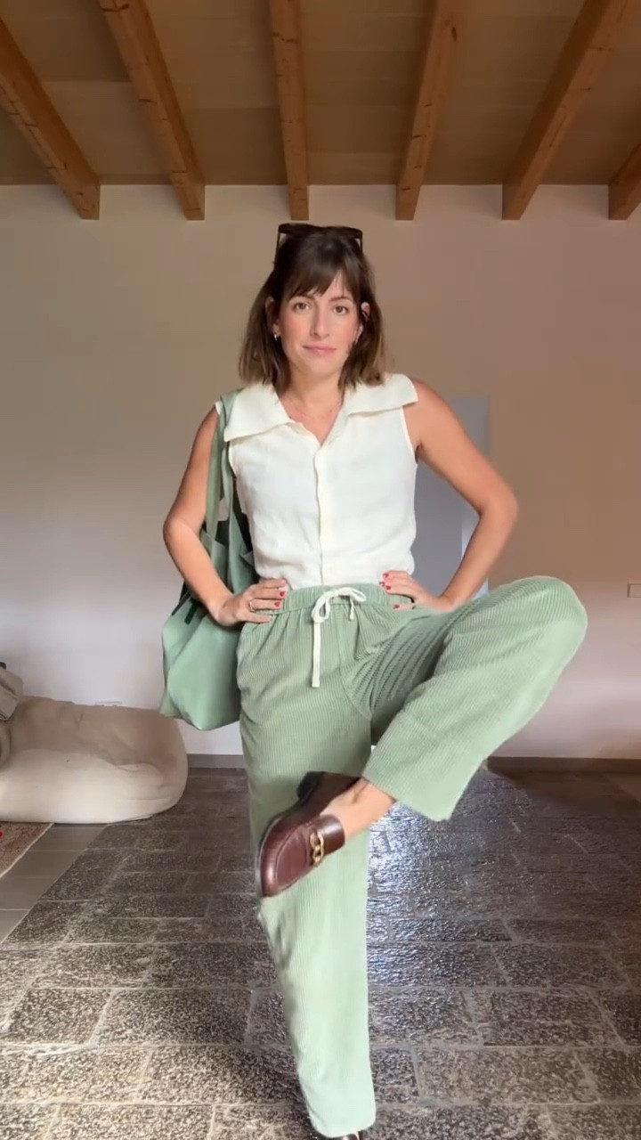 Shoot. It’s time to call in reinforcements. @anja_konstantinova HELP. #grwm #ootd #fashion #fashionfail #fashiontrends