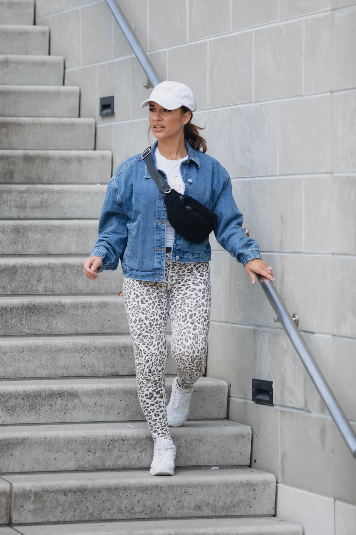 DREW DENIM BOMBER JACKET | Kittenish