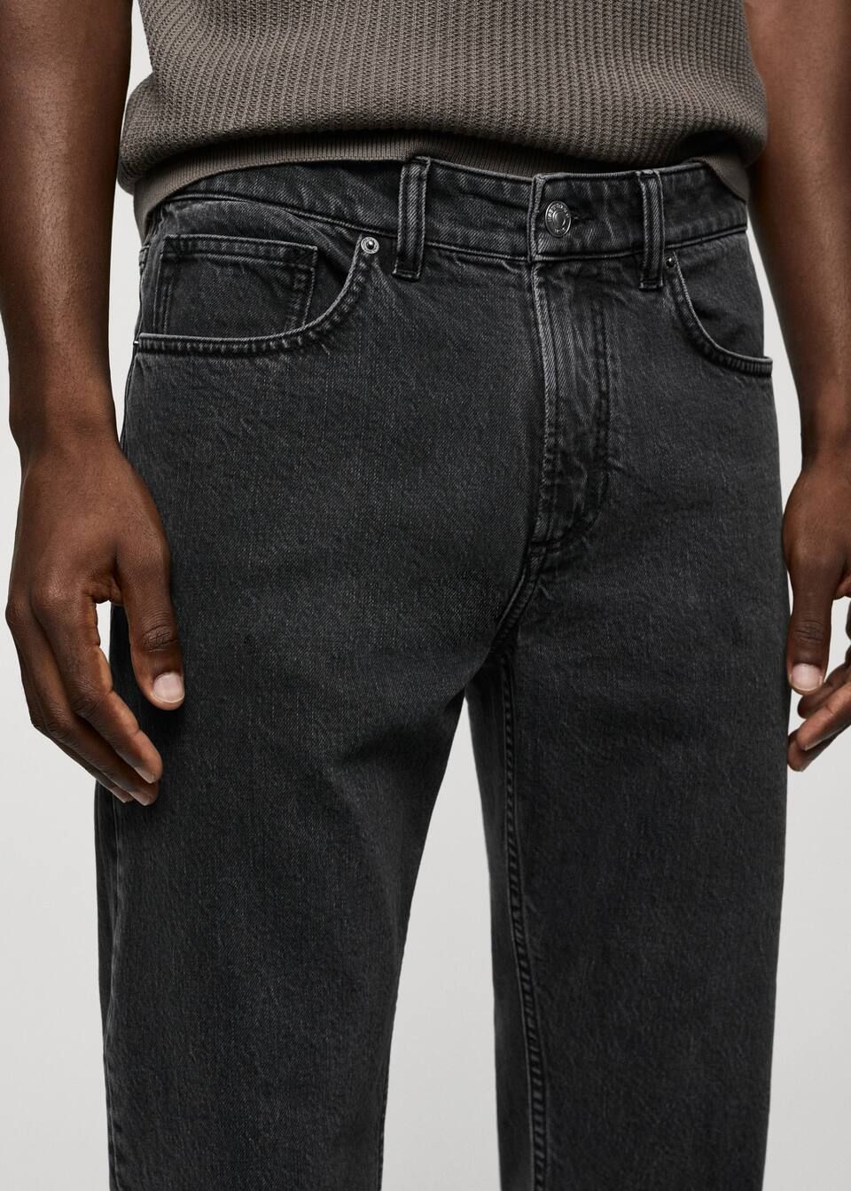Tapered jeans ben in cropped-länge -  Herren | Mango Man Deutschland | MANGO (DE)