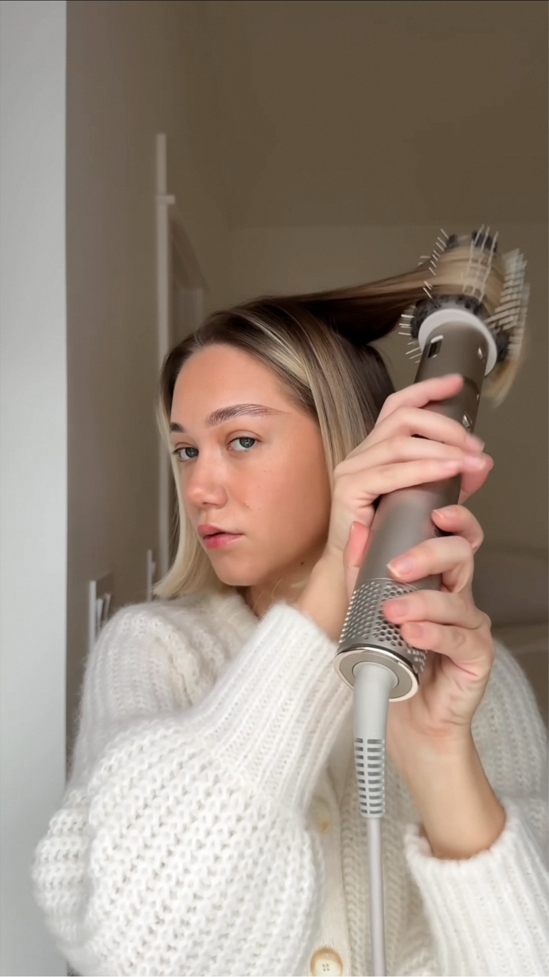 a fresh bob >> 
#haircut #shorthair #bobhair #hairtutorial