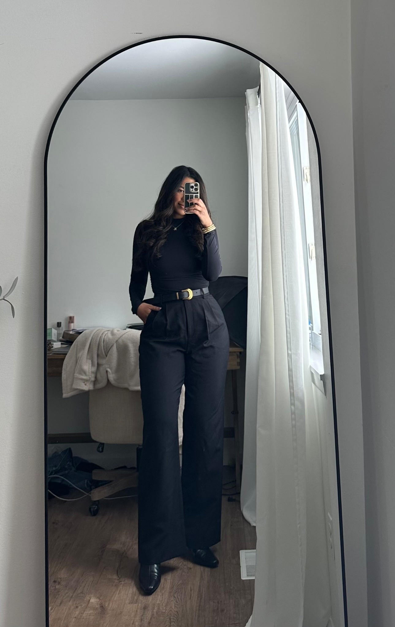 Abercrombie trousers curve love 29 long! Amazon top size medium- Amazon accessories 

#LTKMidsize #LTKmomlife